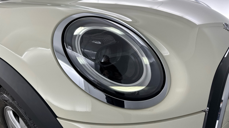 MINI Hatchback 1.5 Cooper Classic II 5dr Petrol Hatchback